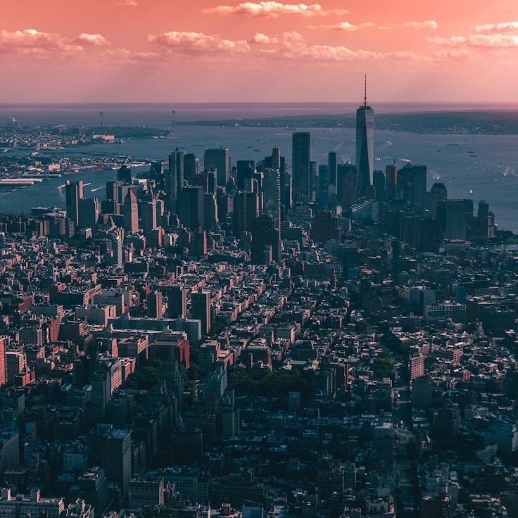 Isabella Moretti - Expat family life guide in Italy